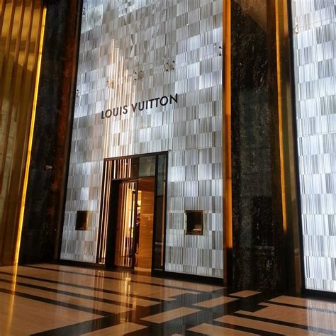 Louis Vuitton Kuwait .